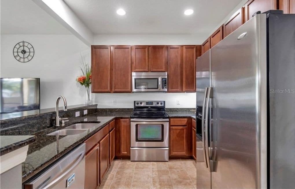 Modern Kitchen with Storage - 6839 46th Ln N