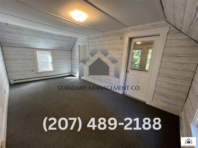 Building Photo - 6 Squire St