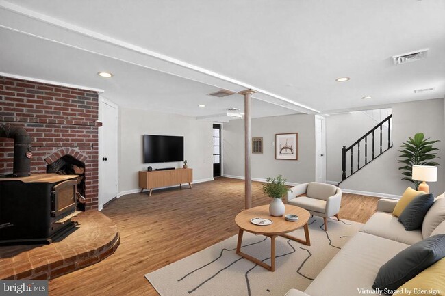 Building Photo - 540 Martins Corner Rd