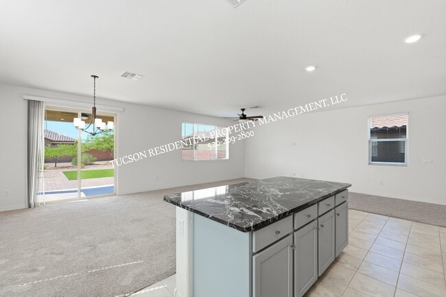 Building Photo - 7842 S New Strike Way