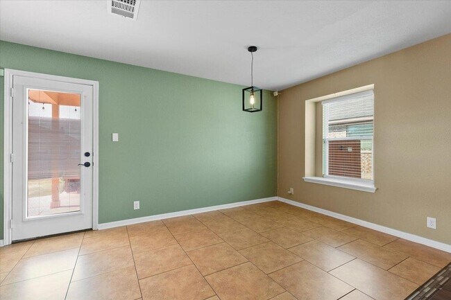 Building Photo - 316 Wildcat Dr