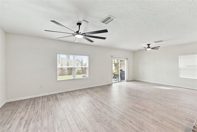 Building Photo - 5166 SW 48th Ln