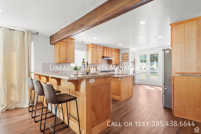 Building Photo - 4487 St Andrews Dr