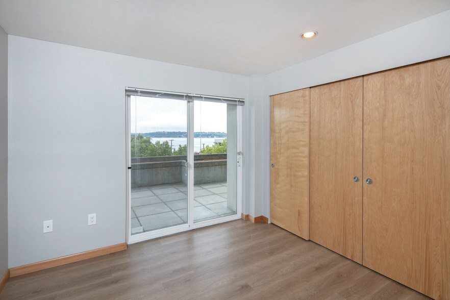bedroom 1 balcony access - 323 W Republican St