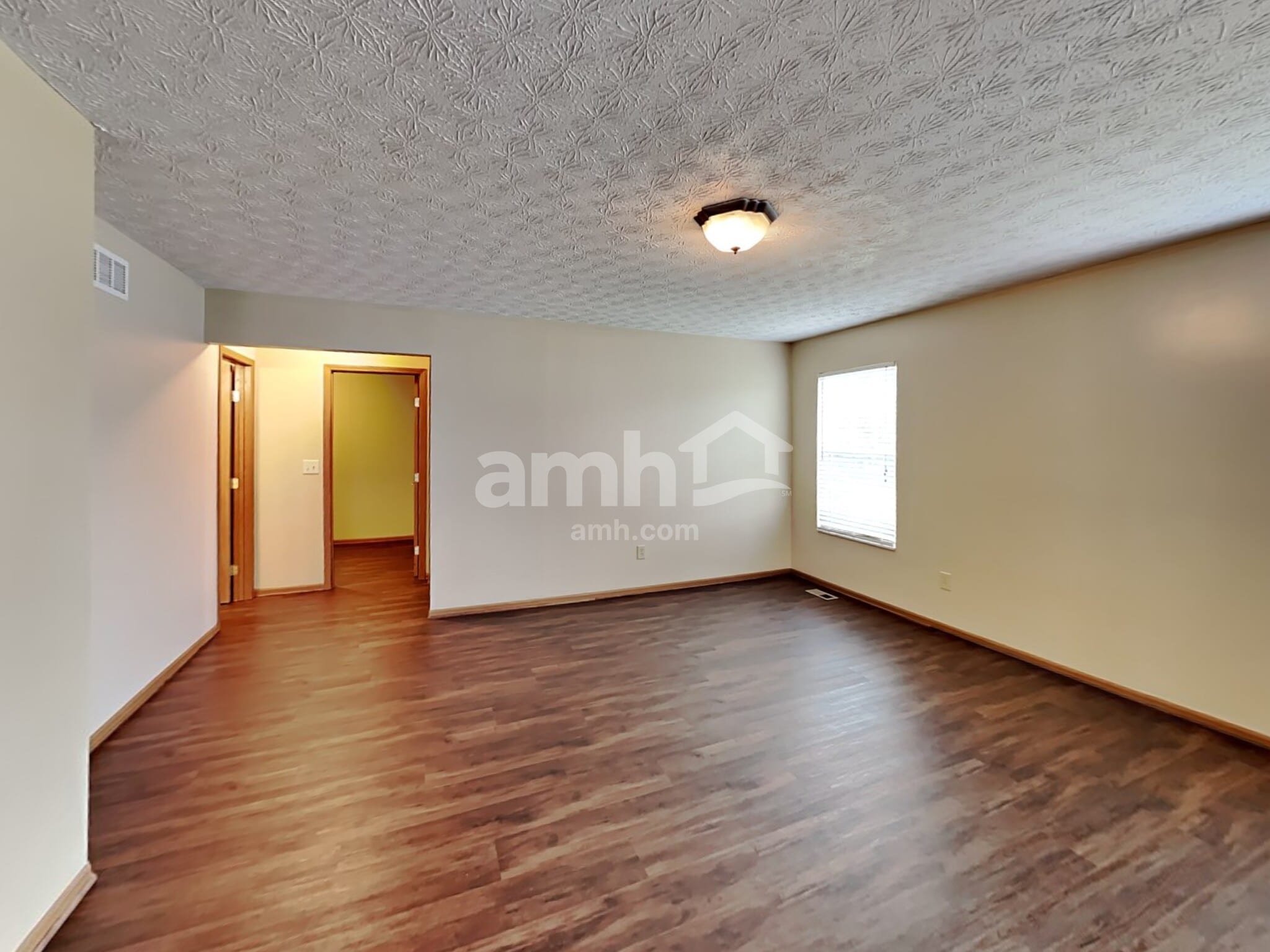 Building Photo - 6038 Platinum Dr