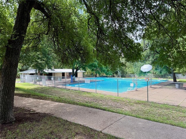 Building Photo - 7402 Bucknell Dr