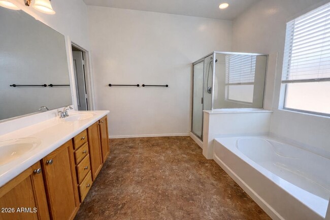 Building Photo - 17597 W Aster Dr