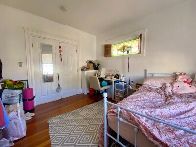 Building Photo - 100 W Adams St