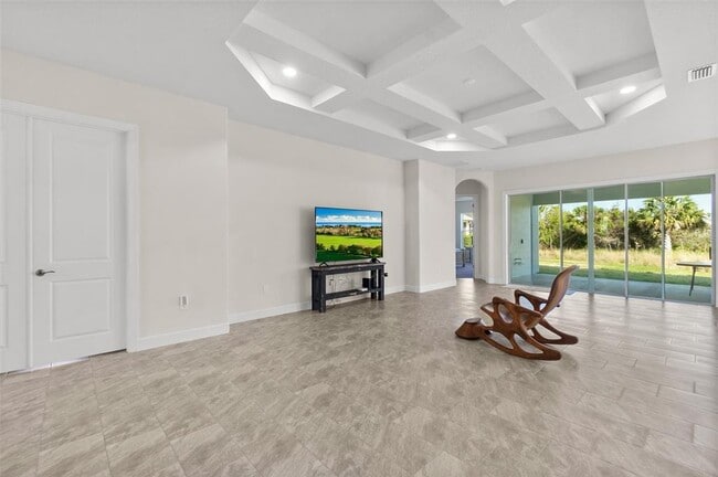 Building Photo - 82 N Lakewalk Dr