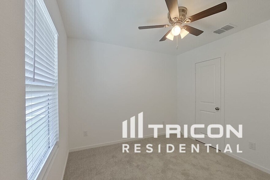 Building Photo - 1662 Lercara Ln
