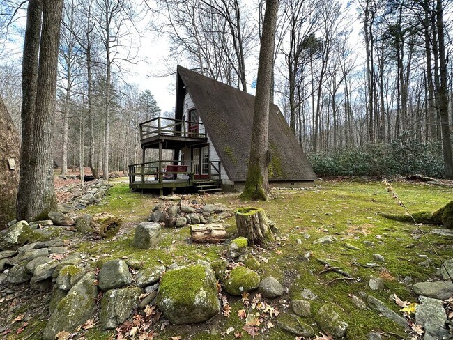 Building Photo - 2 Bedroom / 1 bath A Frame Home  Erwin, TN