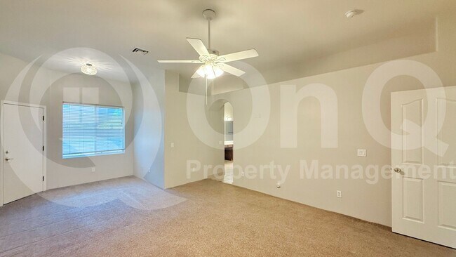 Building Photo - 119 E Joseph Way