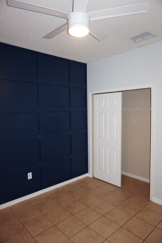Building Photo - Designer 3/2 with 2 Car Garage in Desirabl...