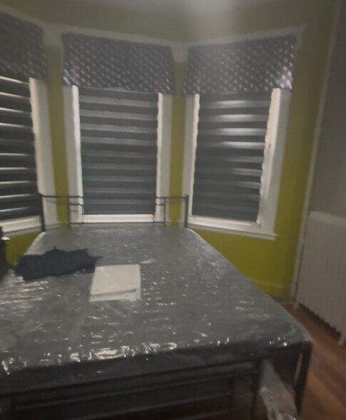 Building Photo - 228 Bayview Ave