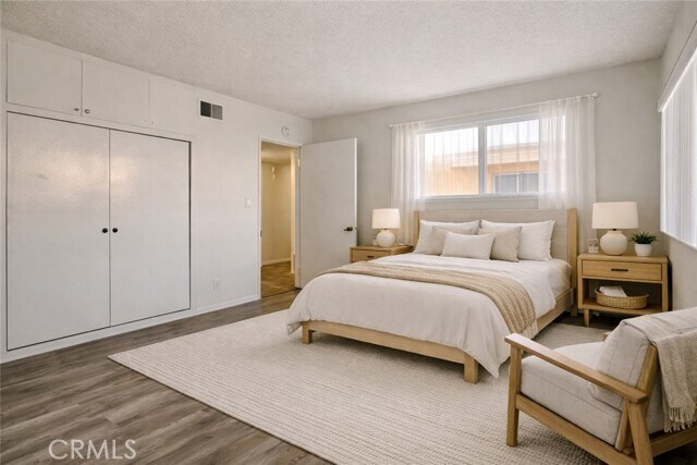 Building Photo - 17102 Emerald Ln