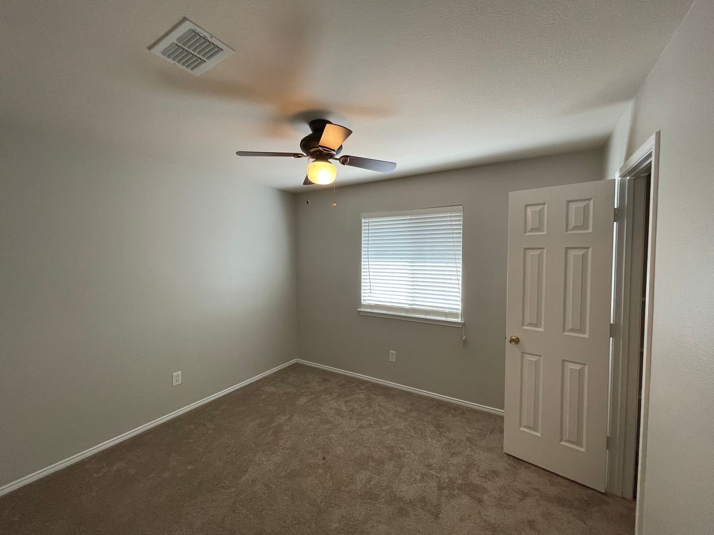 Building Photo - 2233 Southway