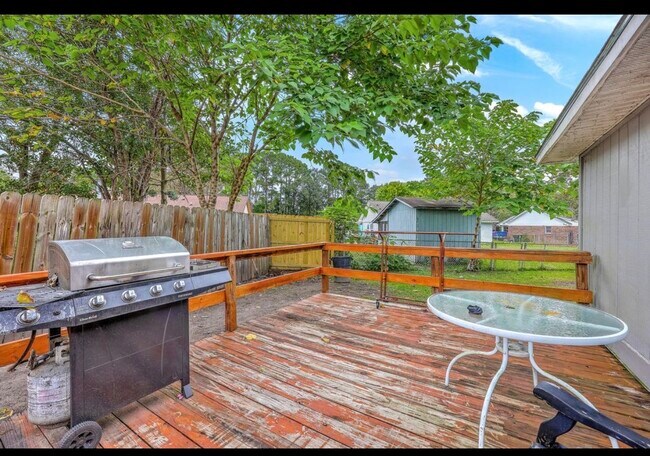 Building Photo - 1841 Sundancer Ln