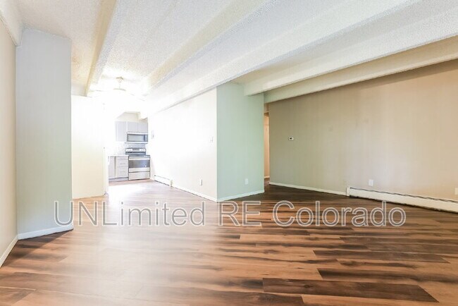 Building Photo - 2401 S Gaylord St