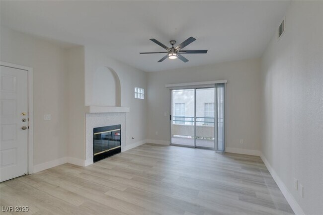 Building Photo - 2251 Wigwam Pkwy