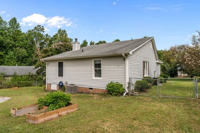 Building Photo - 39 Orrin Ct