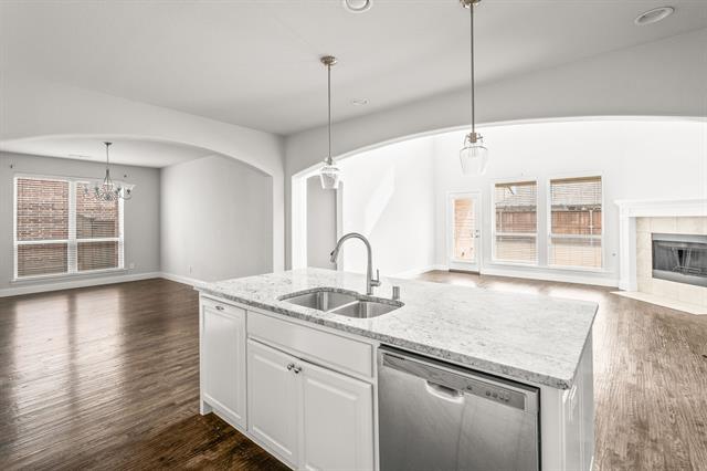 Building Photo - 4138 Maclin Dr