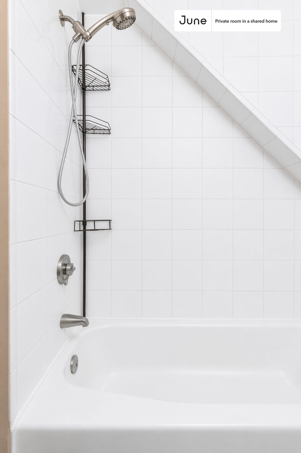 Building Photo - Room in Shared 6 bed/2 bath home