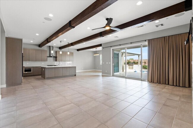 Building Photo - Fabulous Home!