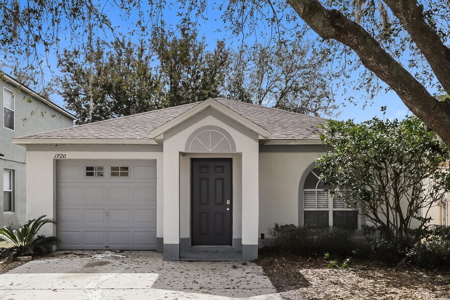 Primary Photo - 1720 Mosaic Forest Dr