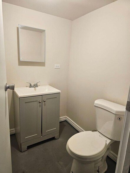 Building Photo - 4172 Jefferson St