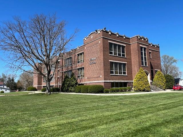 Building Photo - Jerman Place