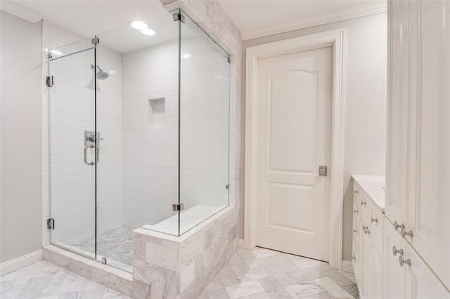 Building Photo - 3401 Lee Pkwy