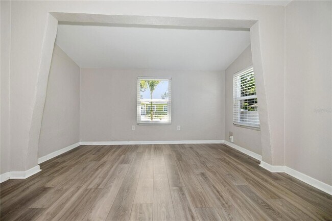 Building Photo - 9314 N Ashley St