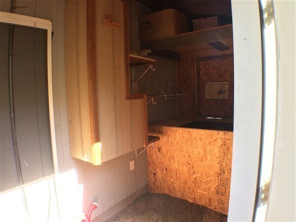 Building Photo - 3 Bedroom Home in SW Bend Just Minutes Fro...