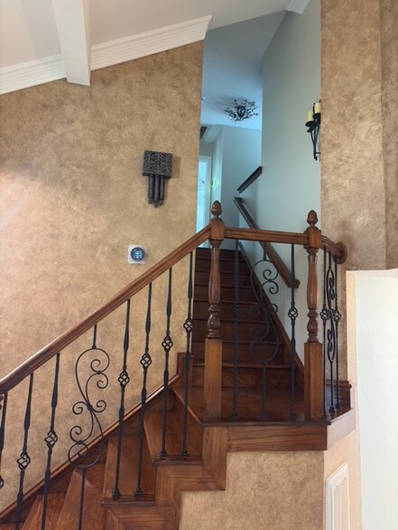 Building Photo - 2800 Rice Dr