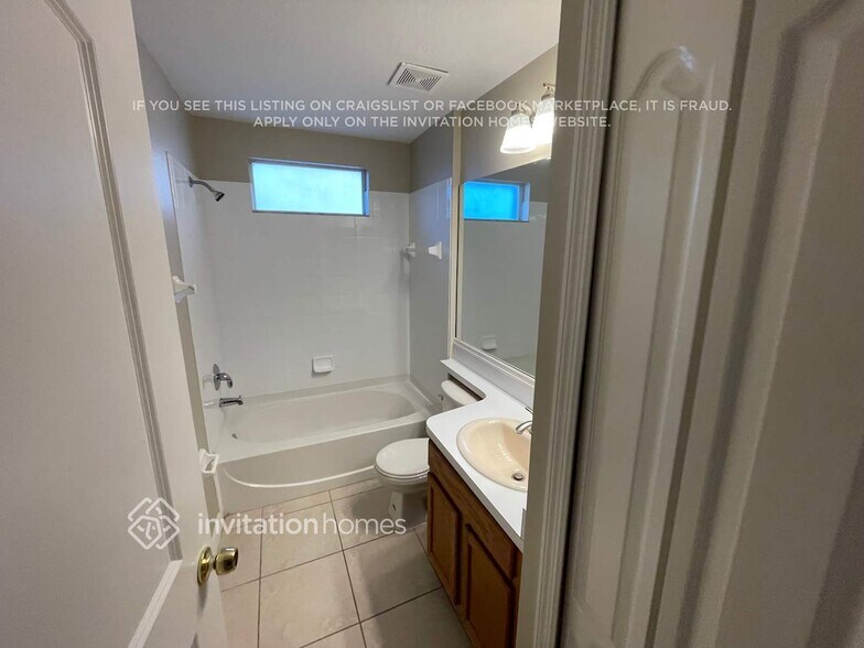 Building Photo - 25417 Geddy Dr