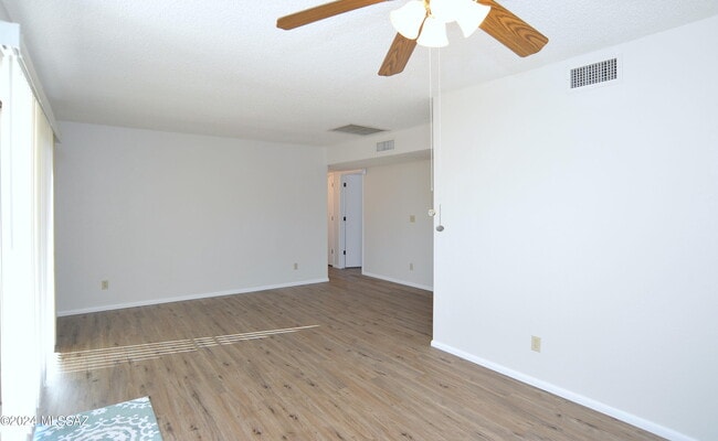 Building Photo - 3777 W Horizon Hills Dr