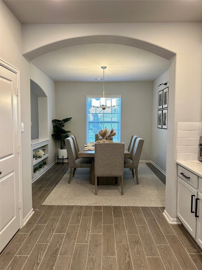 Building Photo - 15307 Davan Springs Dr