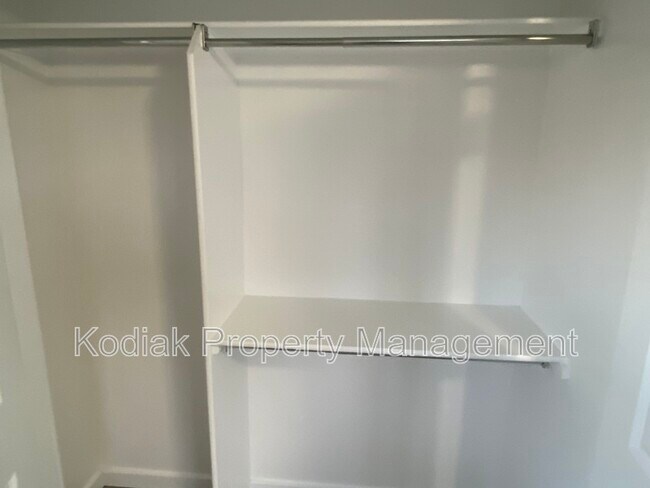 Building Photo - 768 N 150 W
