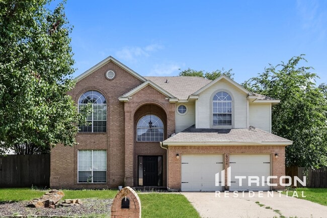 Primary Photo - 6516 Ashwood Dr