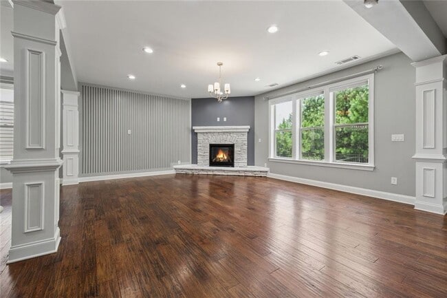 Building Photo - 655 Bell Creek Rd