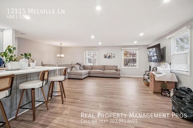 Building Photo - 13115 Melville Ln