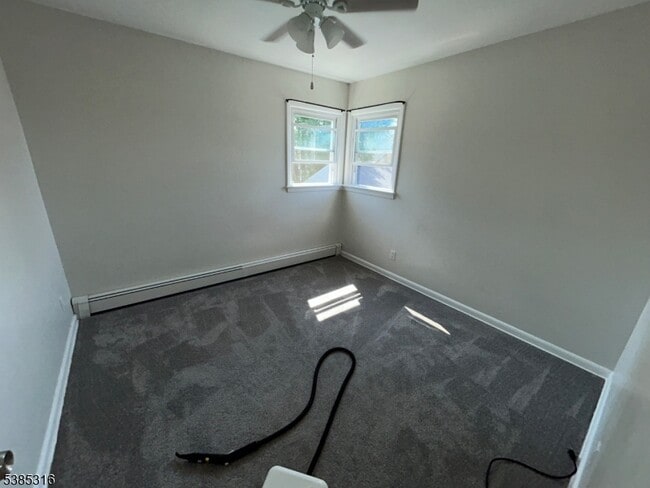 Building Photo - 49 7th Ave