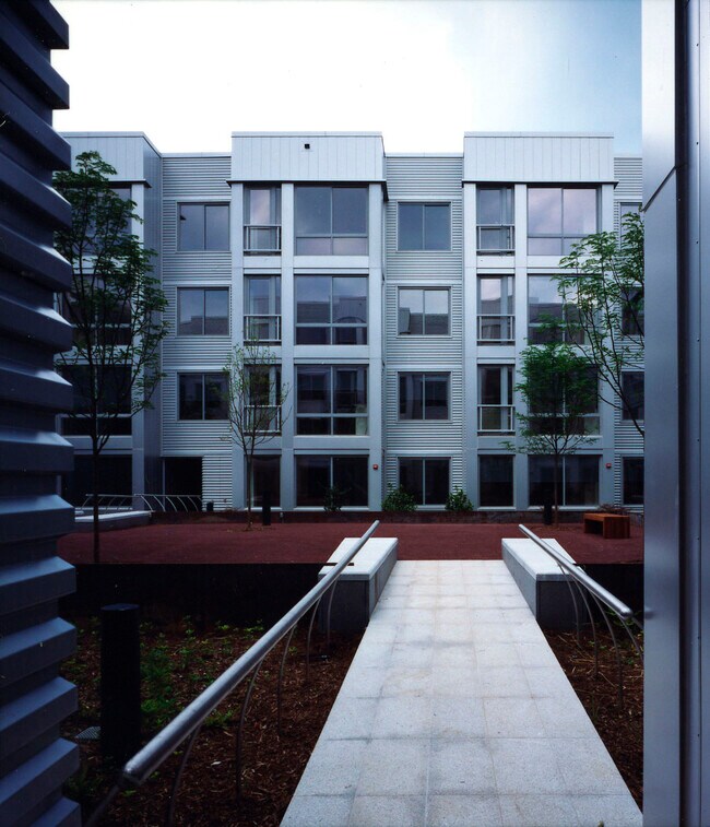 Building Photo - 4101 Albemarle St NW