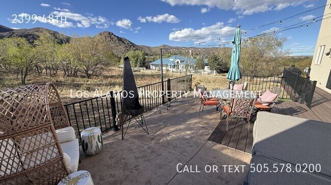 Building Photo - 2399 48th-