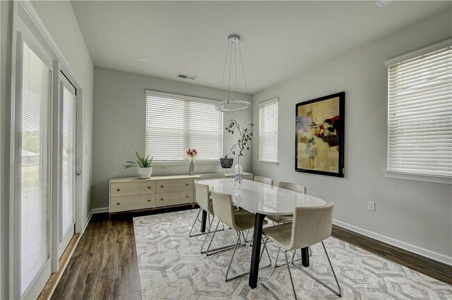 Building Photo - 2830 Ogden Trl