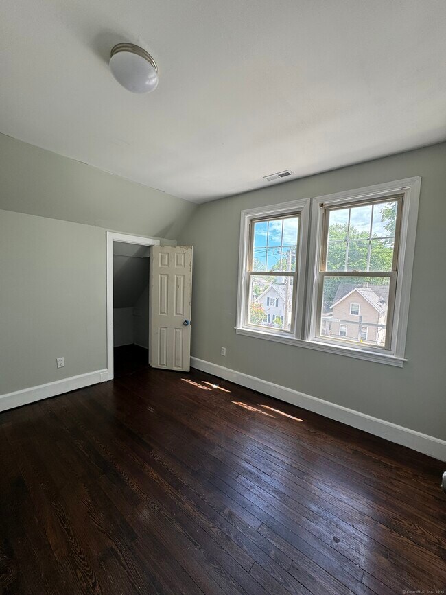 Building Photo - 63 Lombard St