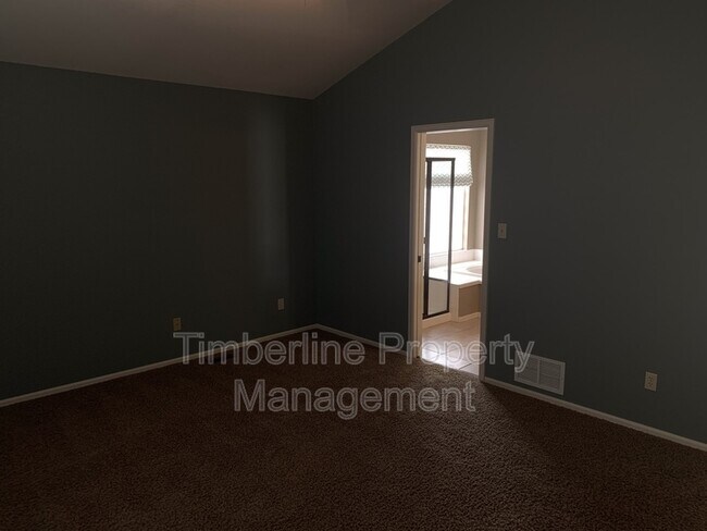 Building Photo - 2511 Antietam Ln