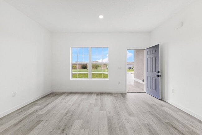 Building Photo - Modern Living Meets Comfort – Stunning 3 Bed, 2 Bath Home!