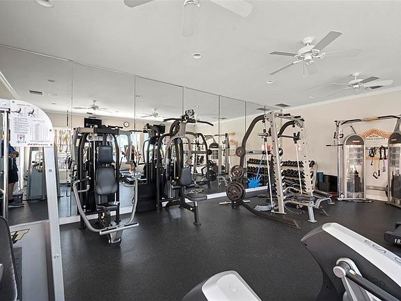 Building Photo - 5000 Culbreath Key Way