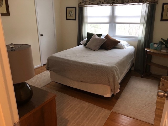 Building Photo - Updated and immaculate 4 bed/3.5 bath colo...